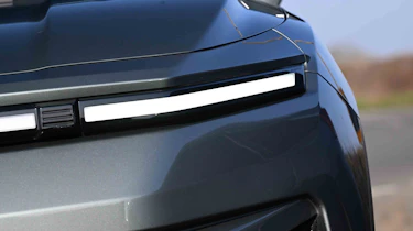 KGM Torres EVX - DRL detail
