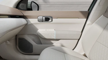 Kia EV4 - door