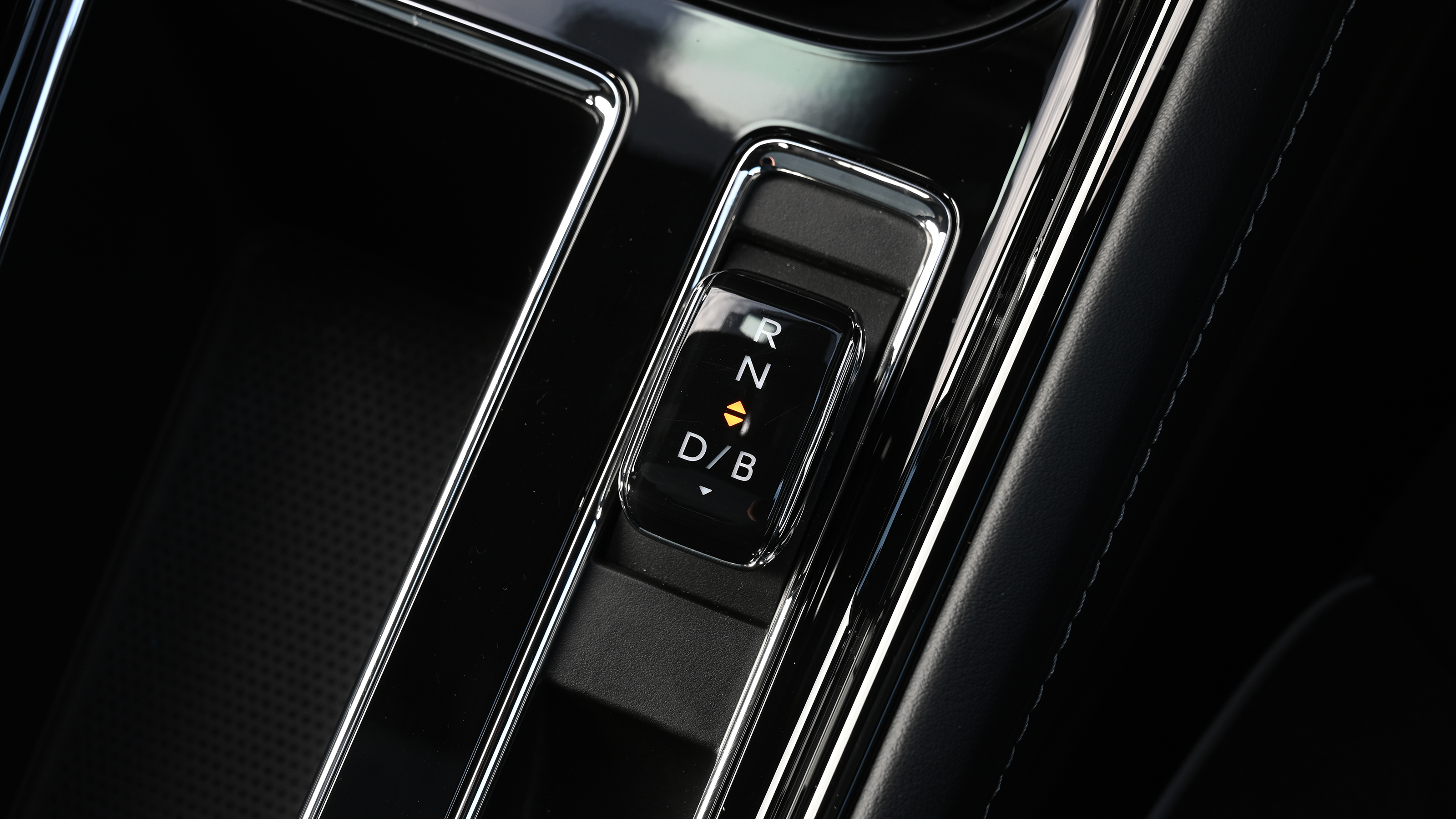 Skoda Enyaq Coupe - gear selector
