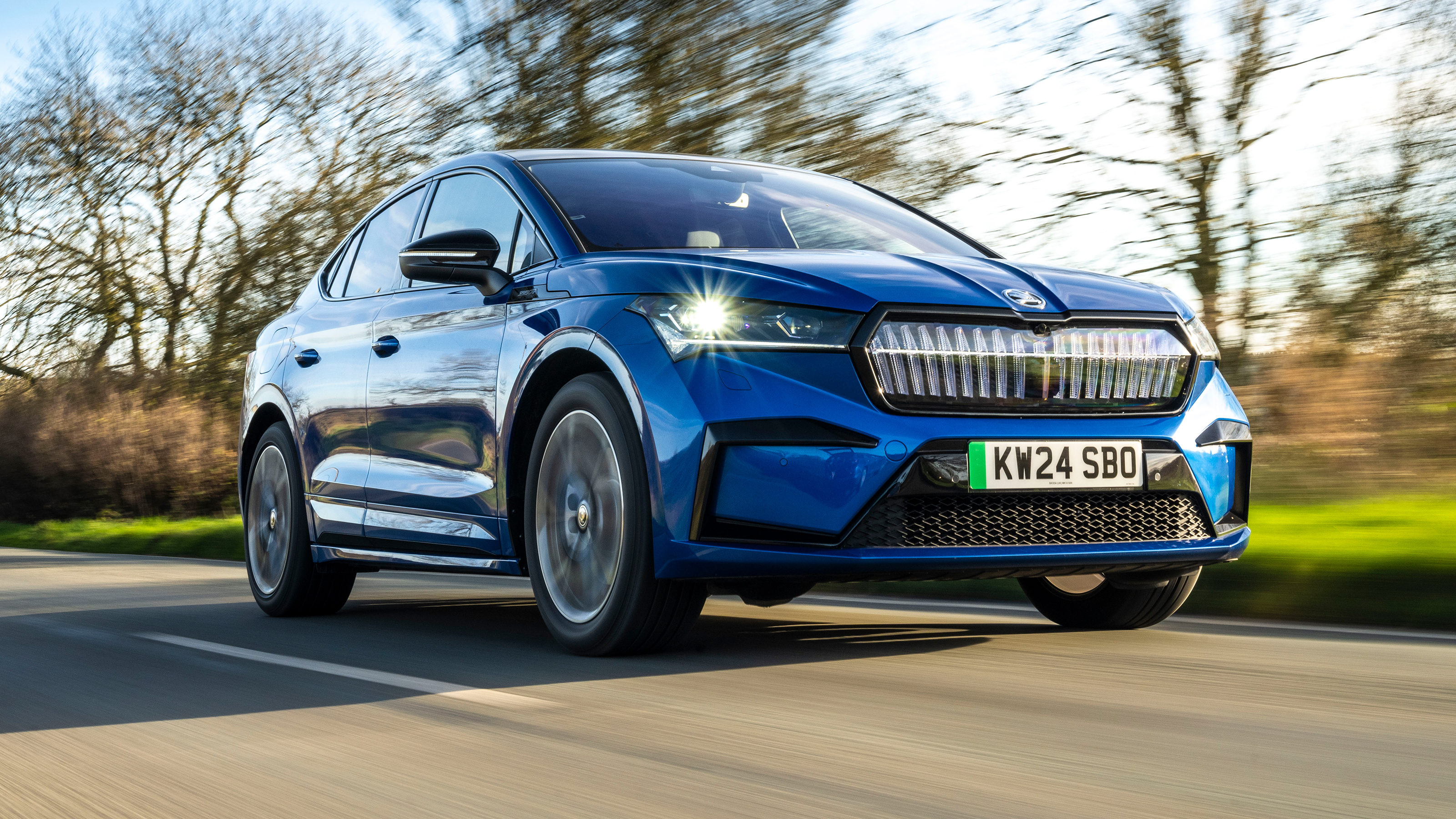 Skoda Enyaq Coupe - front tracking