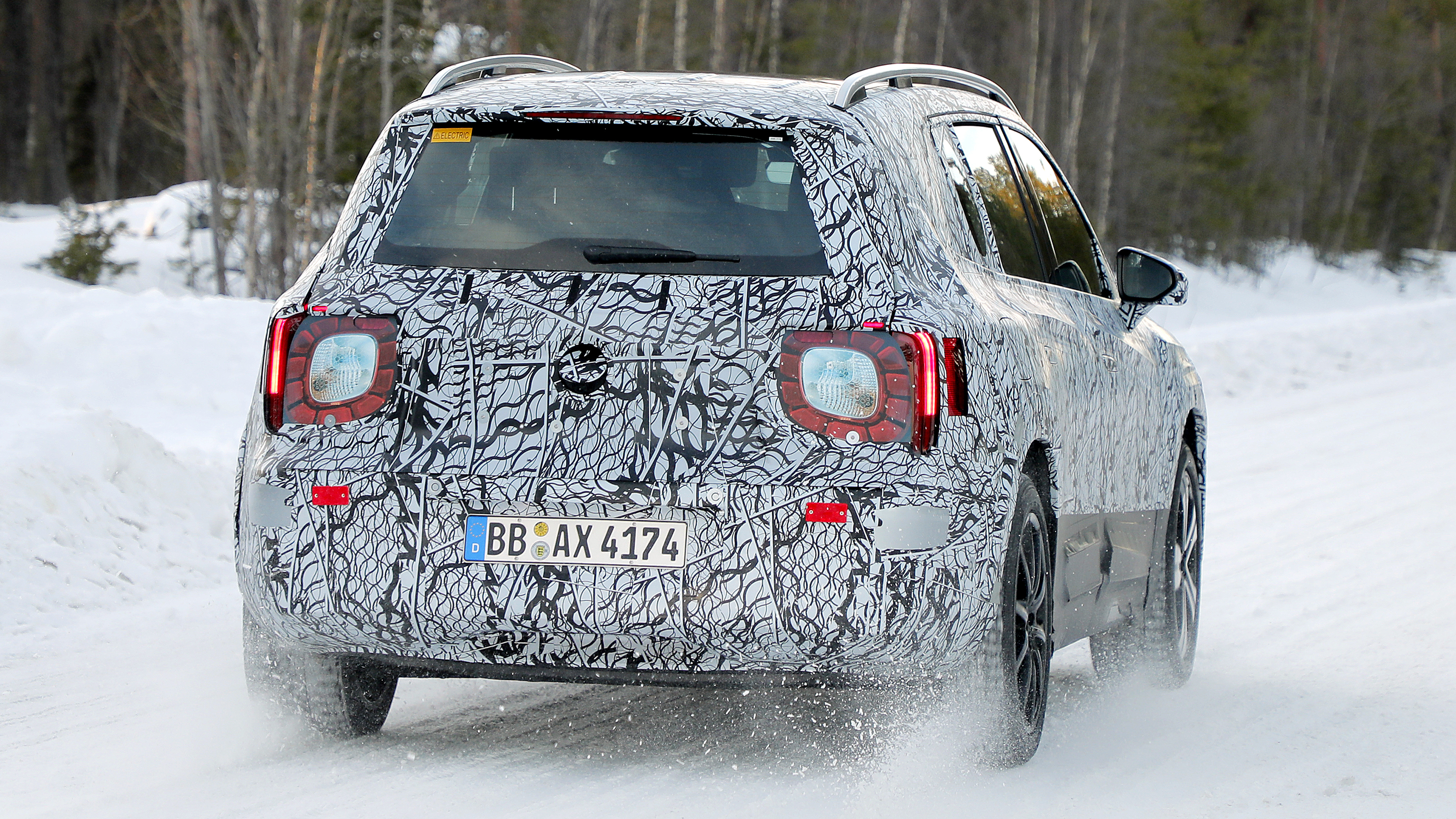 Mercedes GLB spy shot - rear end