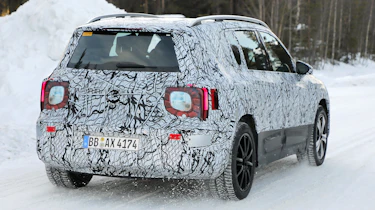 Mercedes GLB spy shot - static rear 3/4