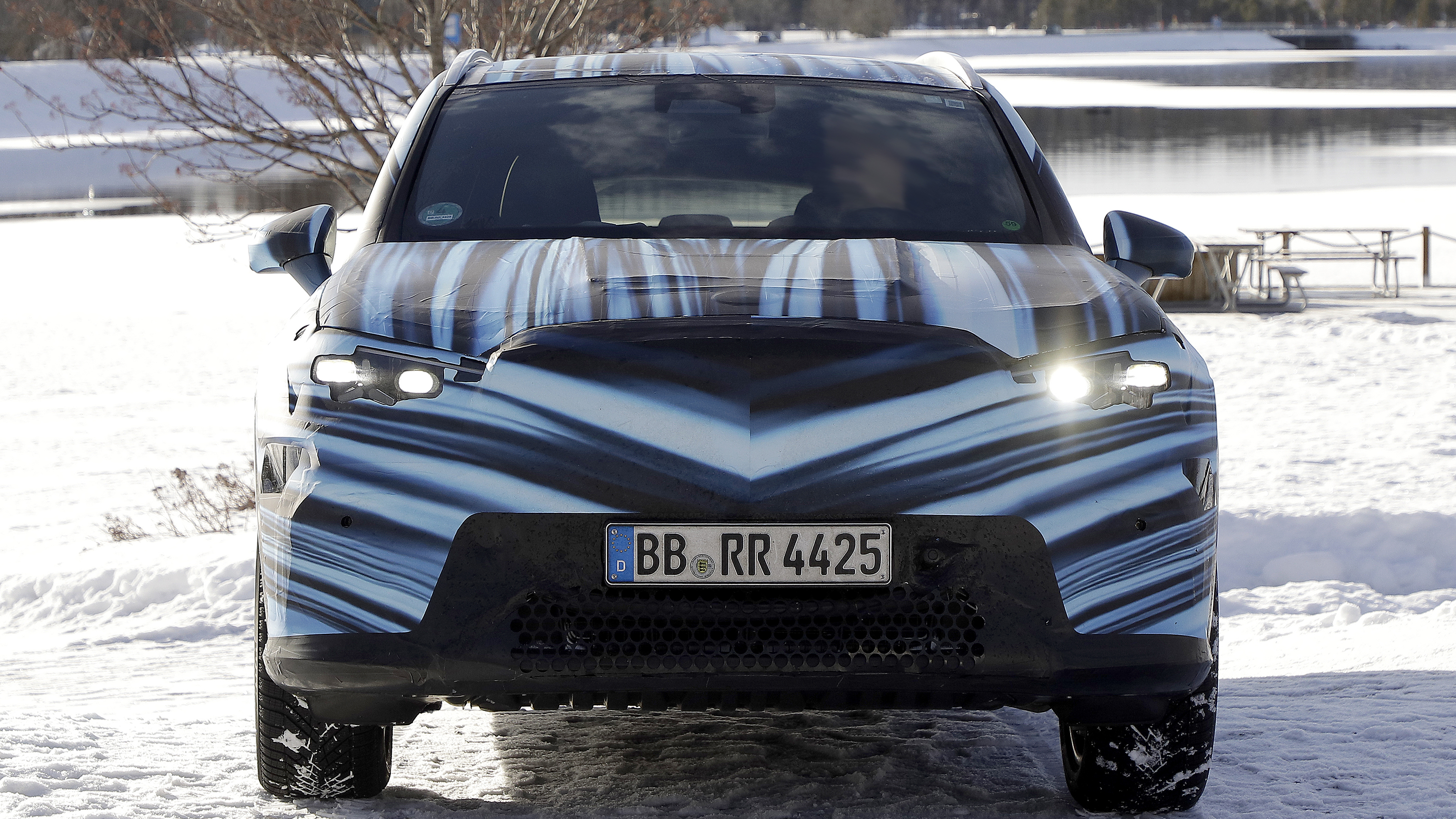 New Mercedes GLC Electric - front 