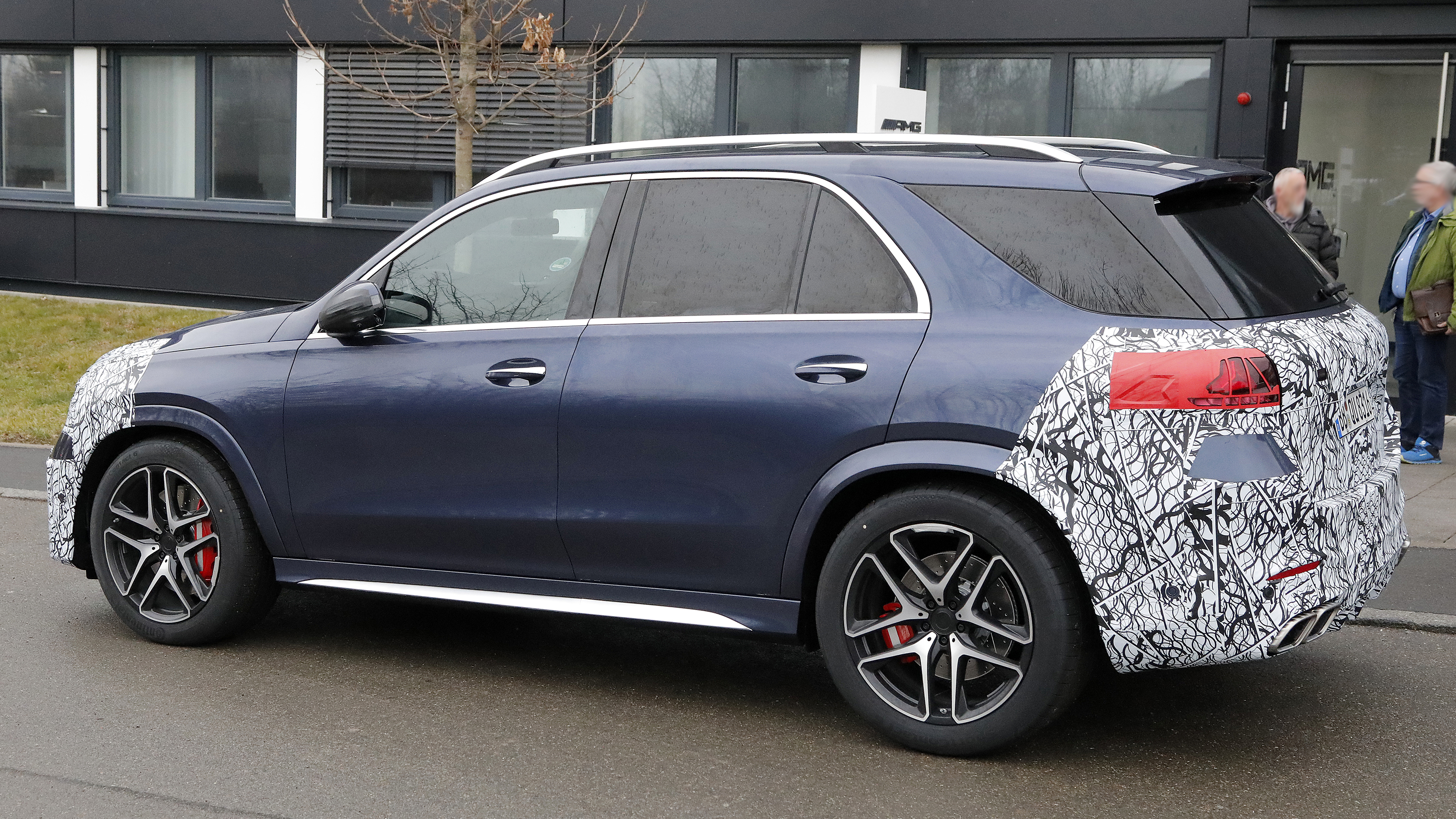 Mercedes-AMG GLE Facelift - rear angled