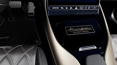 Mercedes-AMG SL Golden Coast - centre console