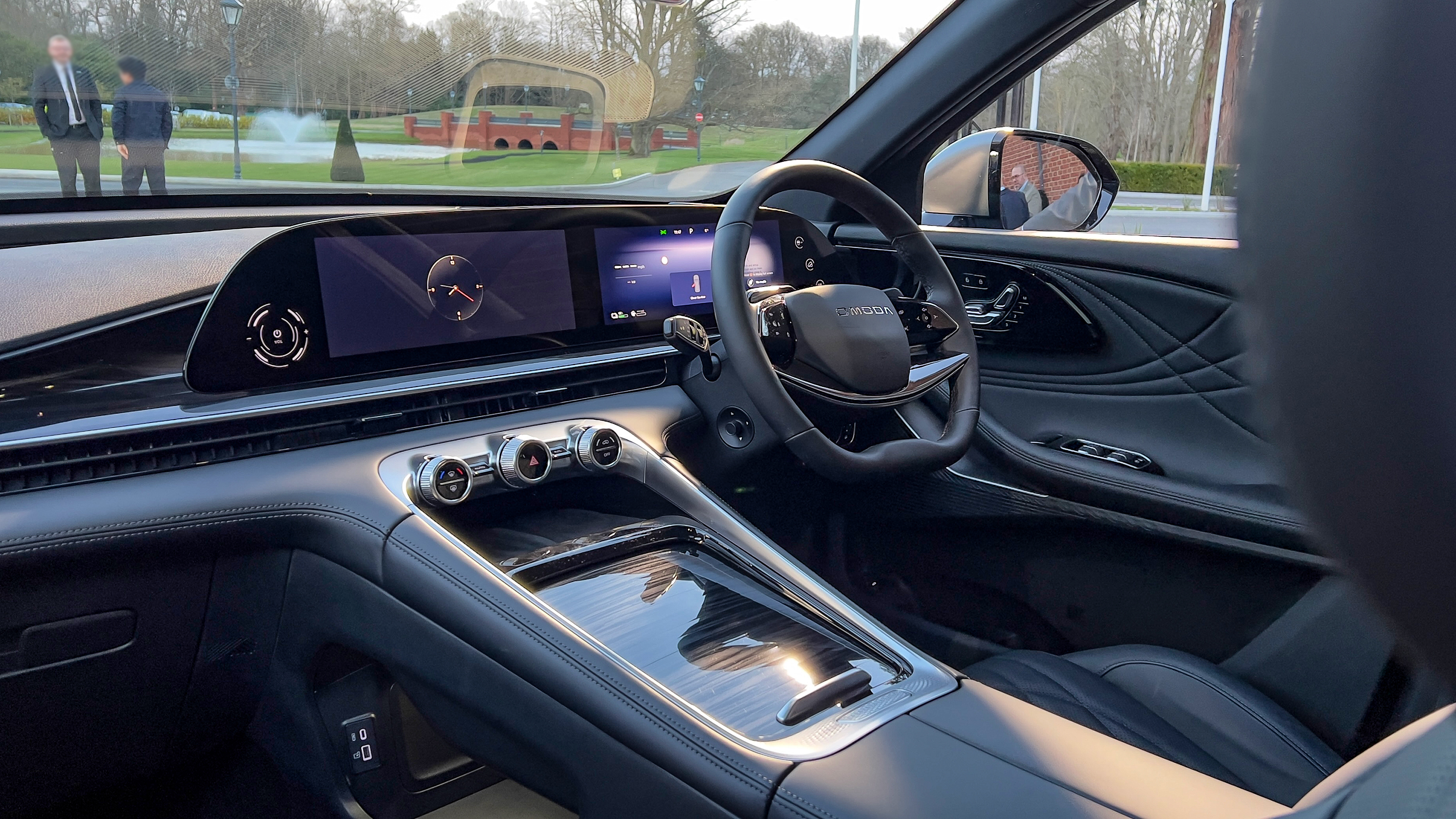 New Omoda 9 Ellis Hyde - interior