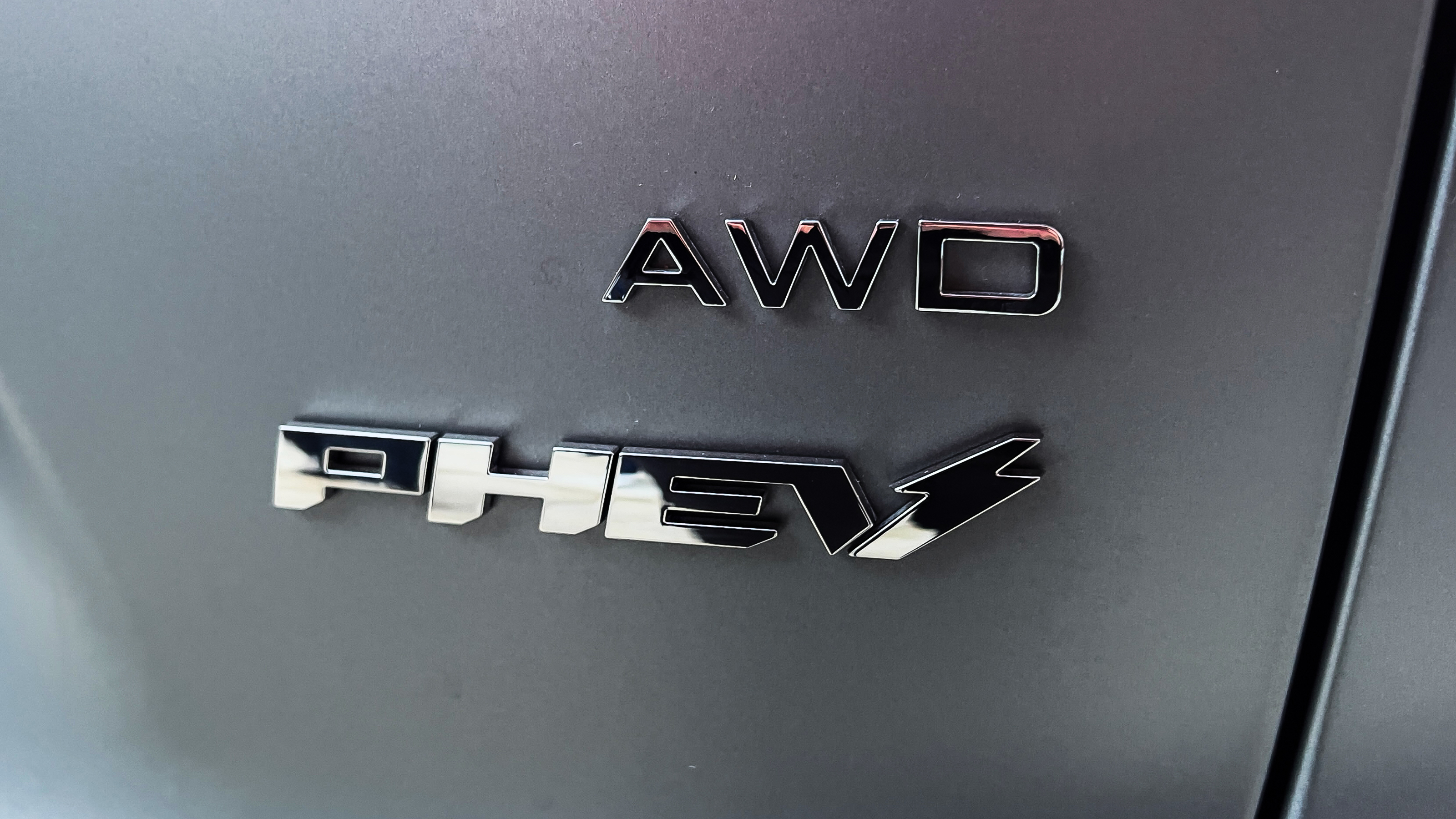 New Omoda 9 Ellis Hyde - rear badging