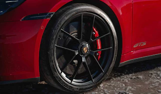 Porsche 911 Cabriolet - alloy wheel detail