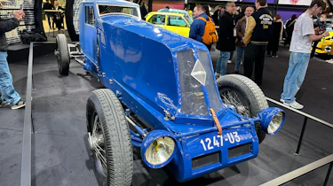 Renault 40CV ‘des Records’ - Rétromobile front angled