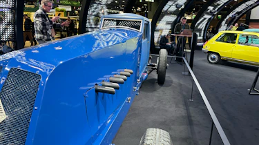 Renault 40CV ‘des Records’ - Rétromobile side exit exhaust