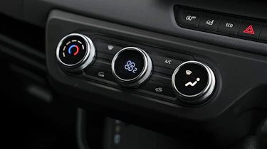 Renault Master - controls