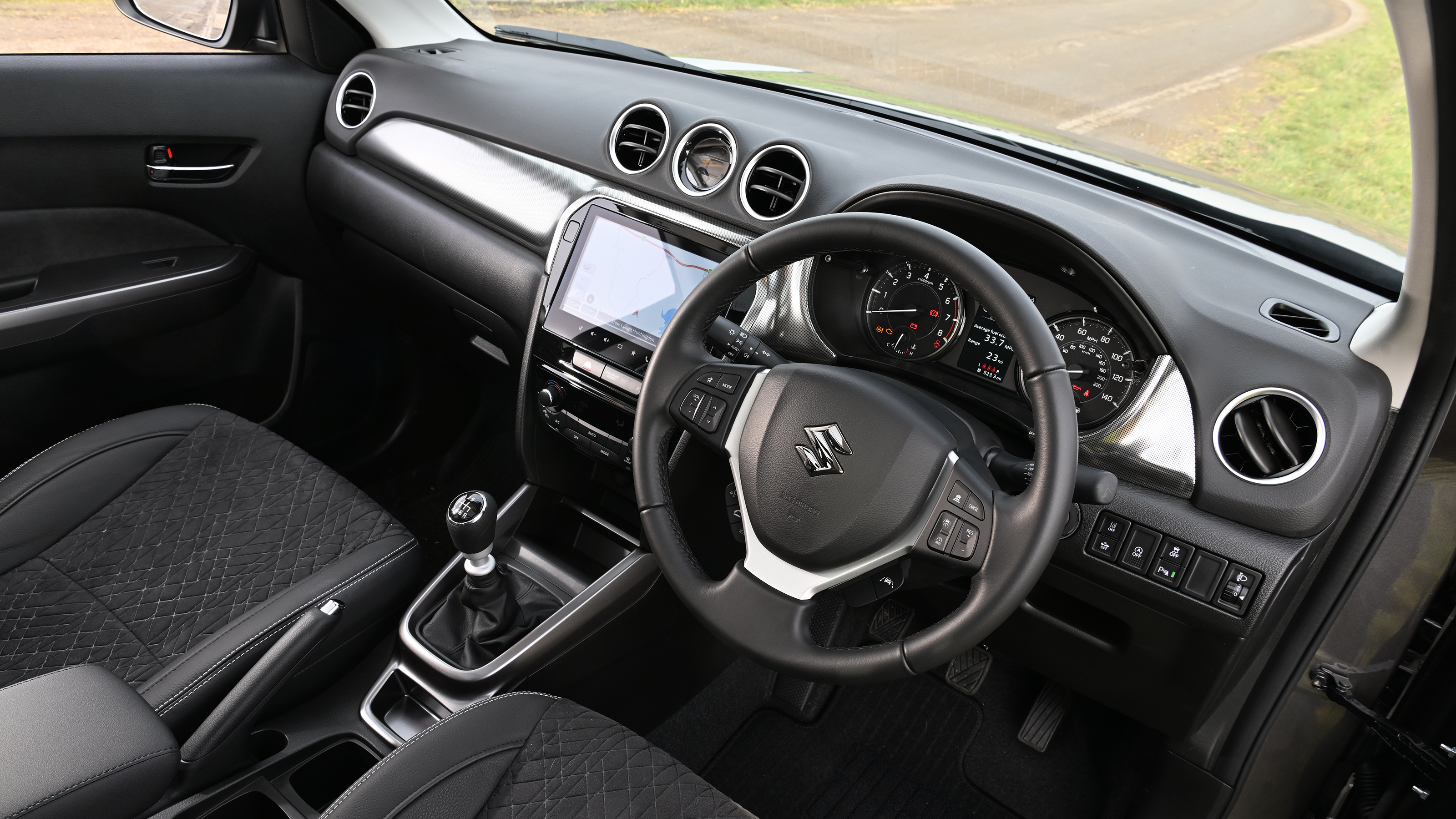 Suzuki Vitara - interior