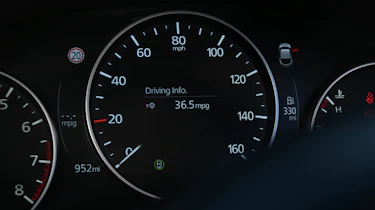 Mazda CX-30 - dashboard dials