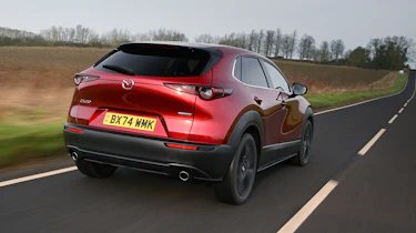 Mazda CX-30 - rear tracking