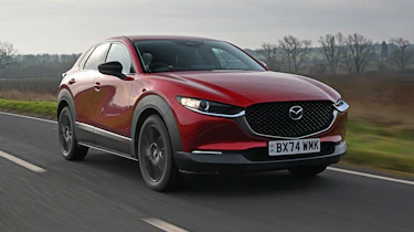 Mazda CX-30 - front tracking