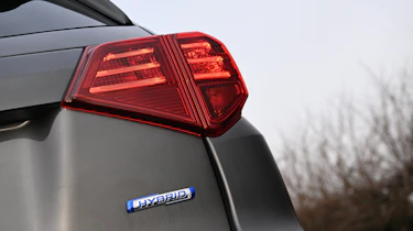 Suzuki Vitara - tail light