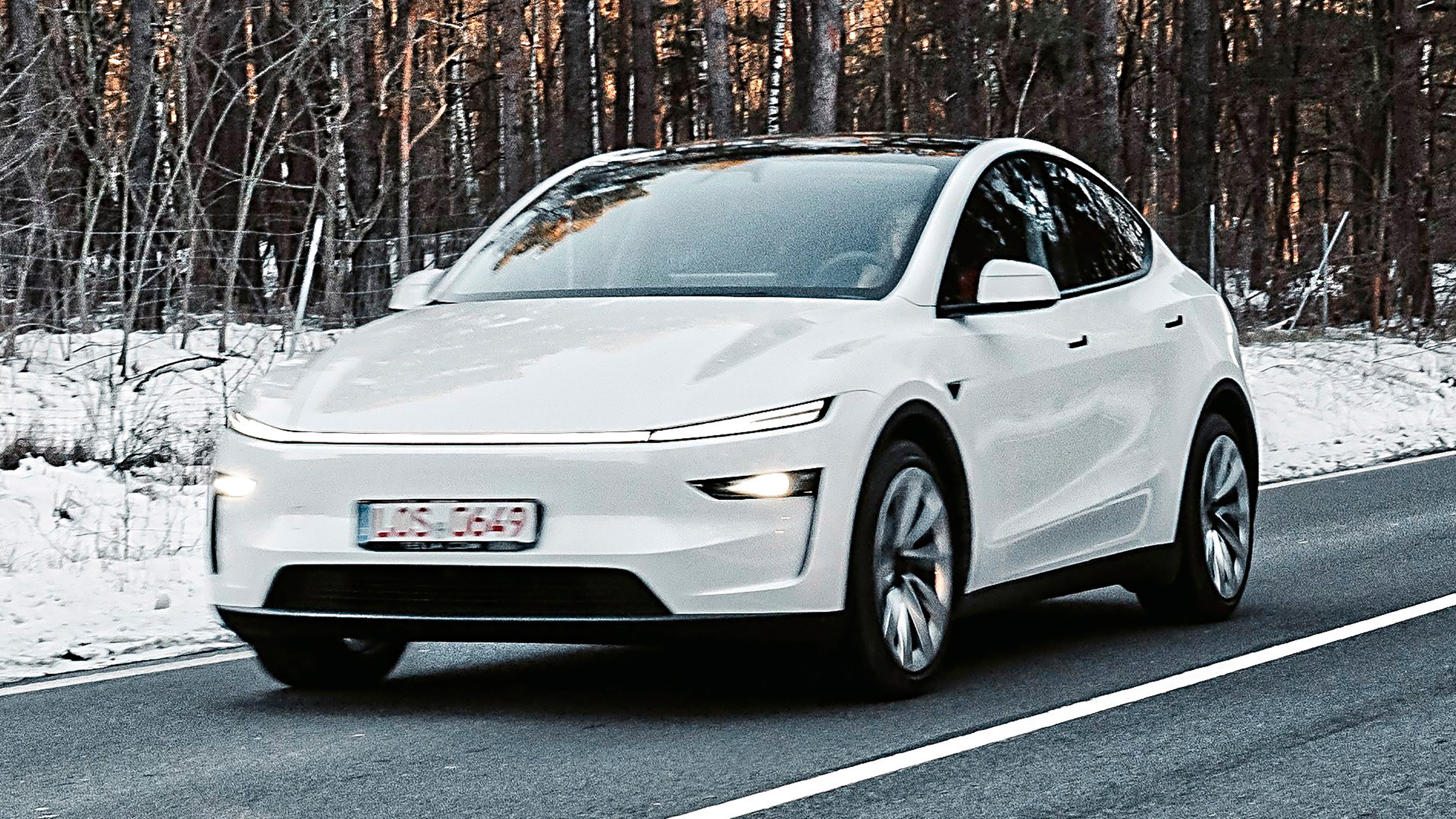 Tesla Model Y facelift - front tracking