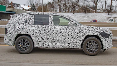 Toyota RAV4 - side profile