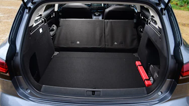 Used MG5 EV - boot seats down