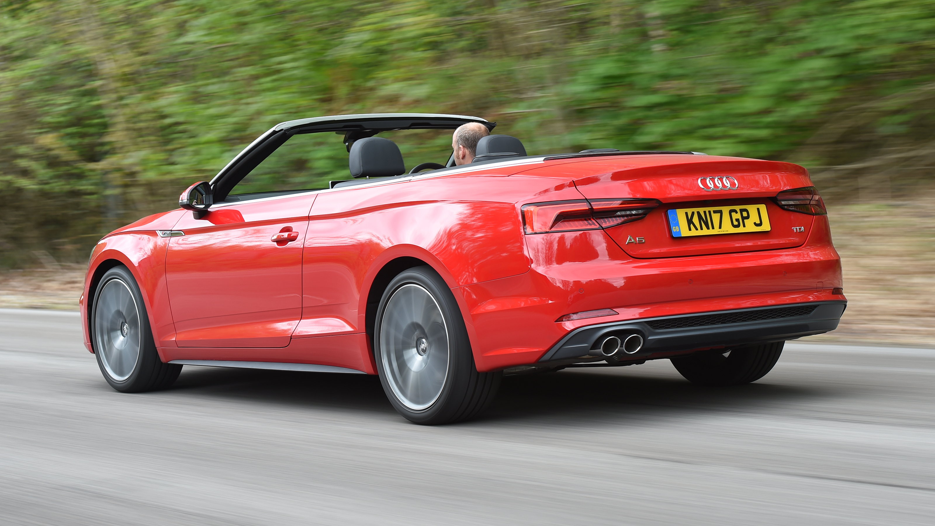 Audi A5 Cabriolet - rear tracking