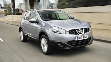 Nissan Qashqai - front tracking