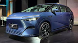 XPeng X9 - front static