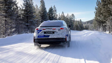Alpine A390 - rear tracking