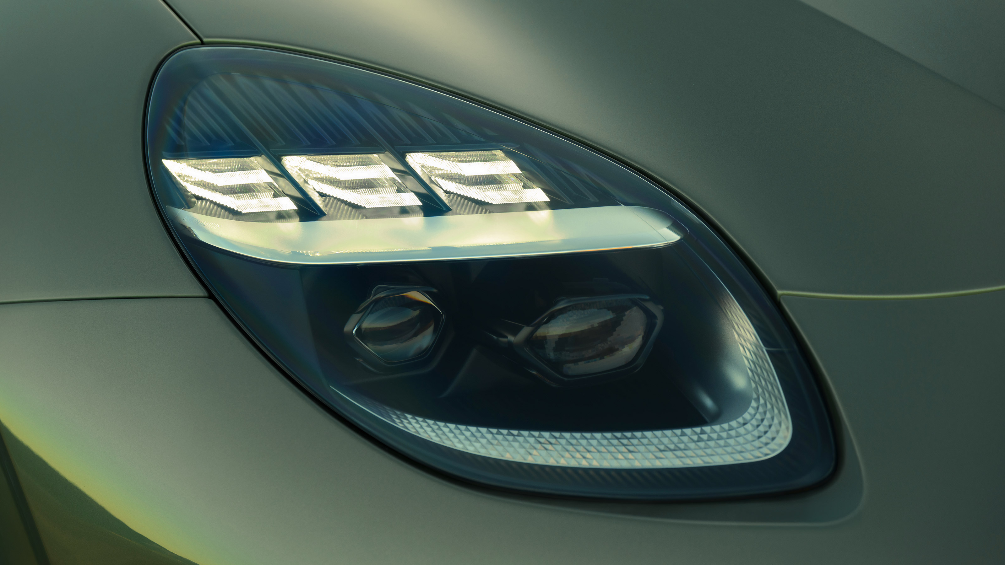 Aston Martin Vanquish Volante - front light