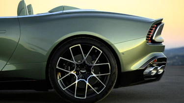 Aston Martin Vanquish Volante - rear wheel