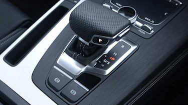 Used Audi Q5 Mk2 - transmission