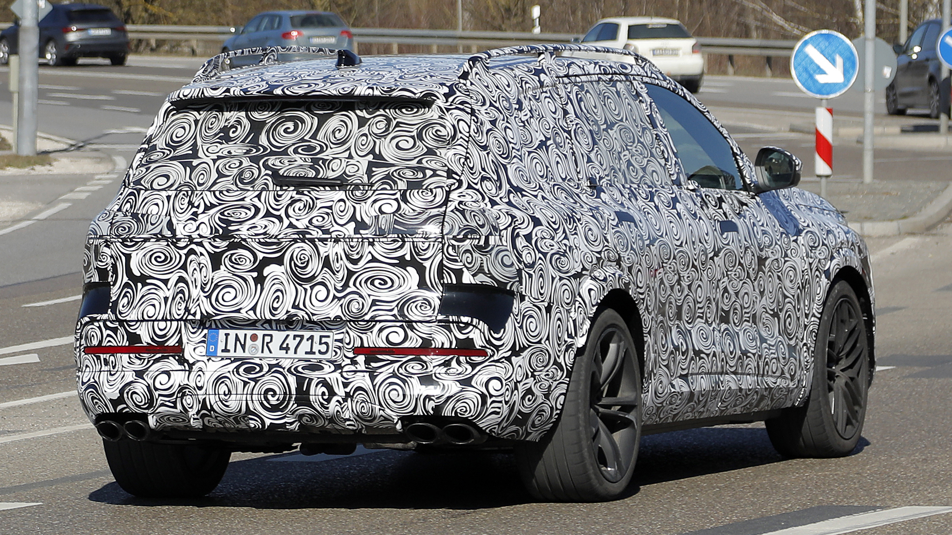 New Audi Q9 - rear 