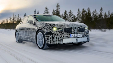 BMW 3 Series ‘Neue Klasse’ (camouflaged) - front 3/4 tracking right