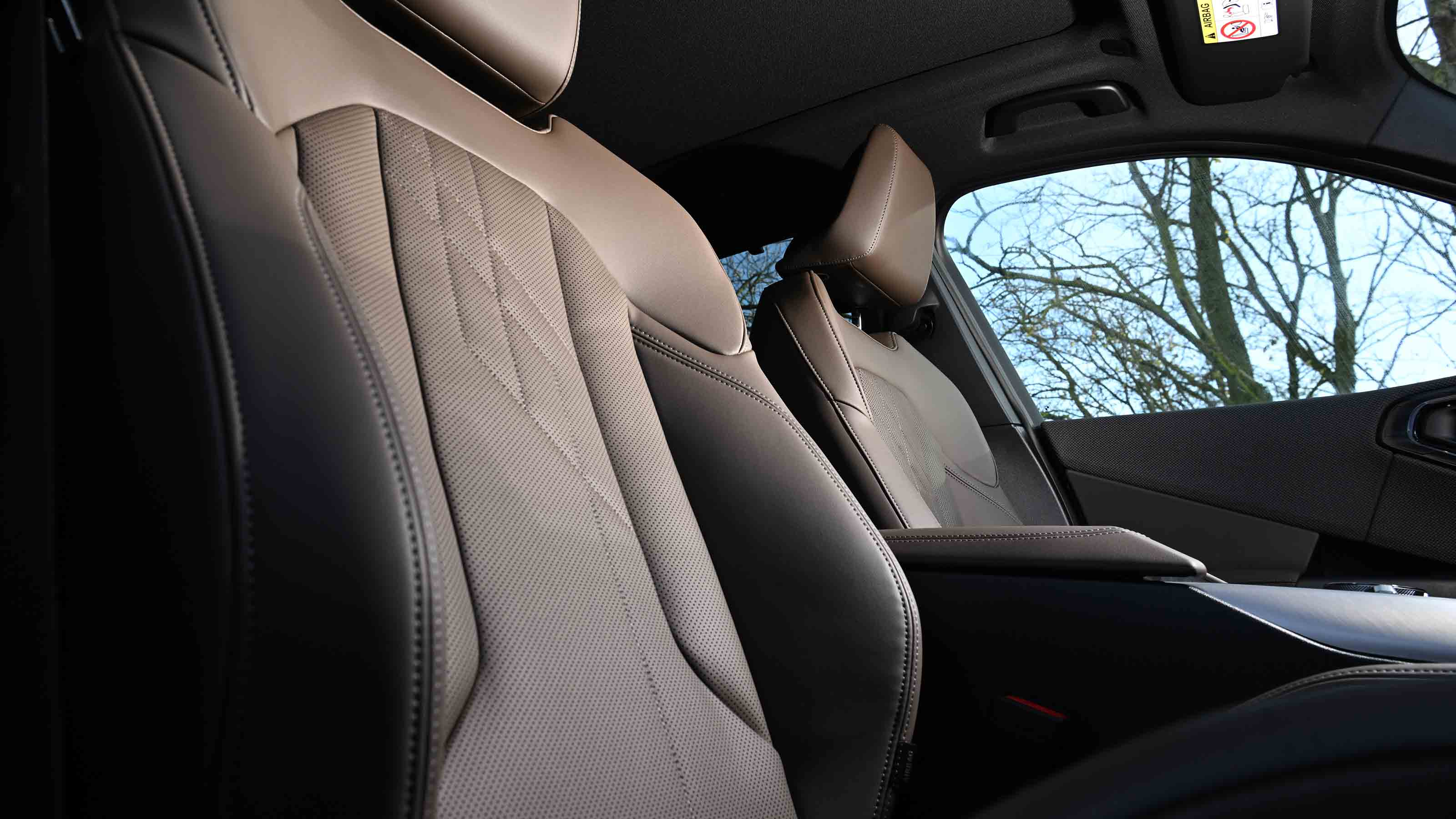 BMW X3 - front seats