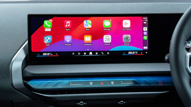 BMW X3 M50 - infotainment