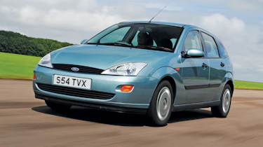 Ford Focus - front tracking