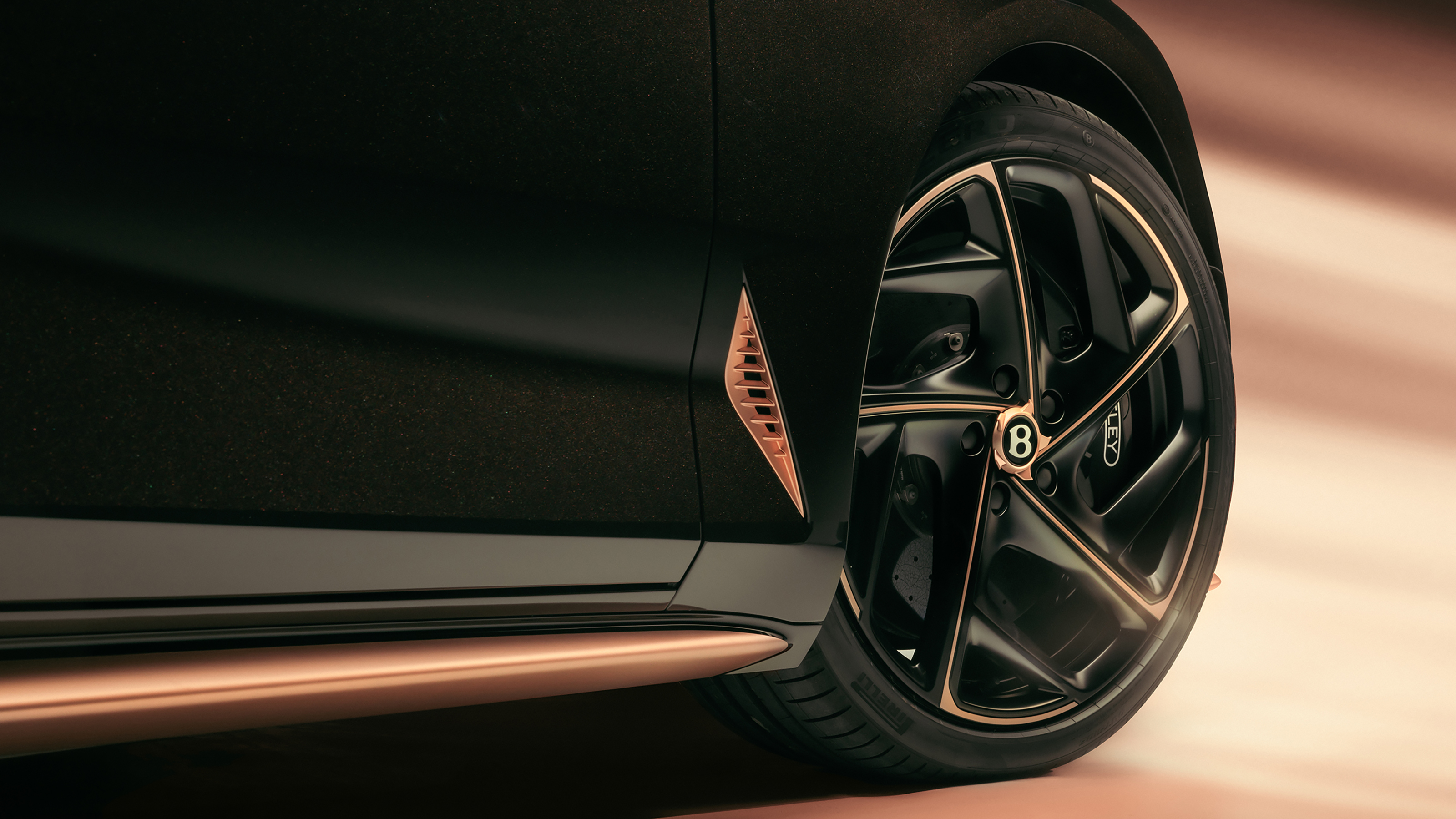 Bentley Batur 'The Black Rose' - front wheel