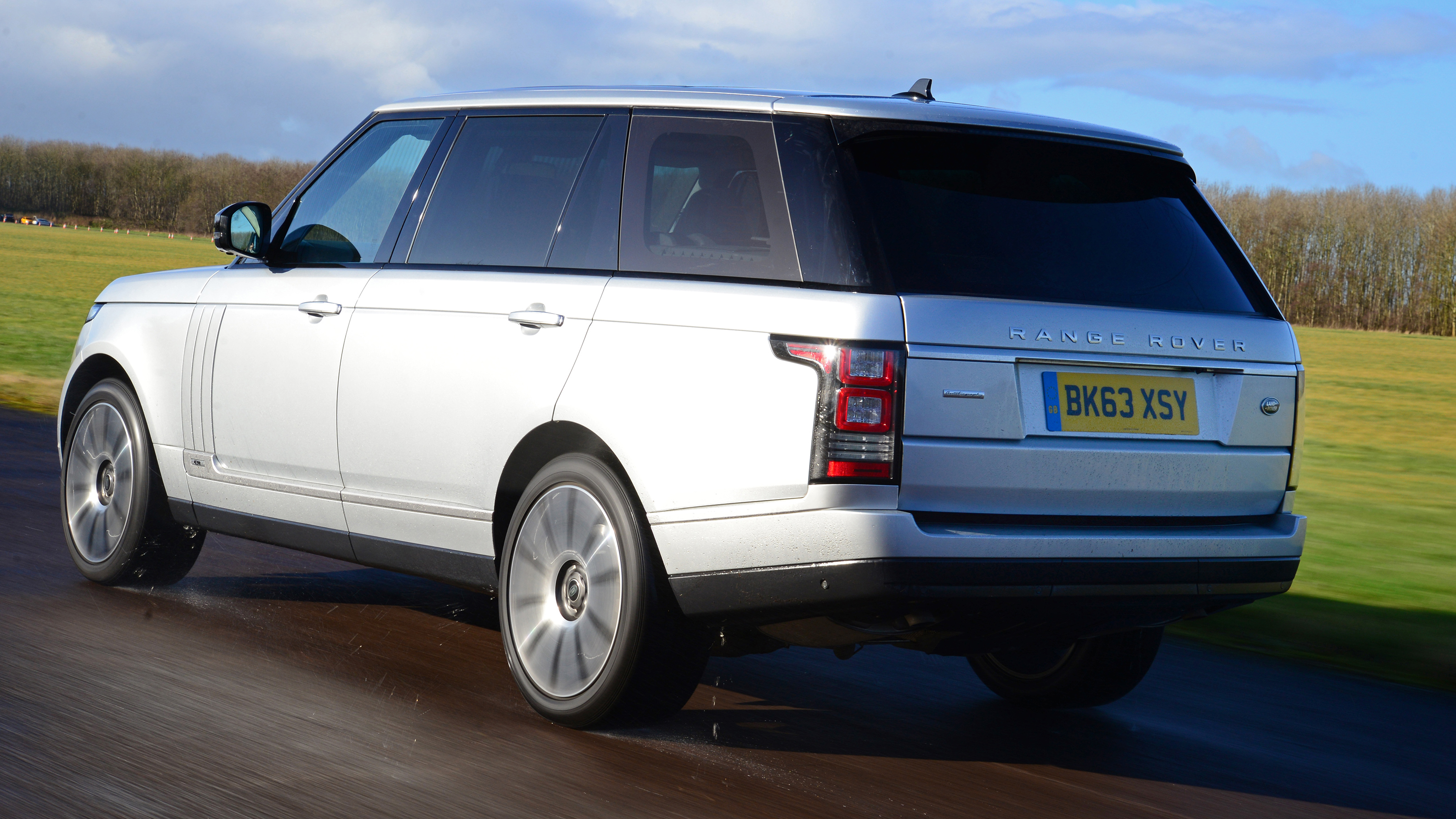 Range Rover - rear tracking