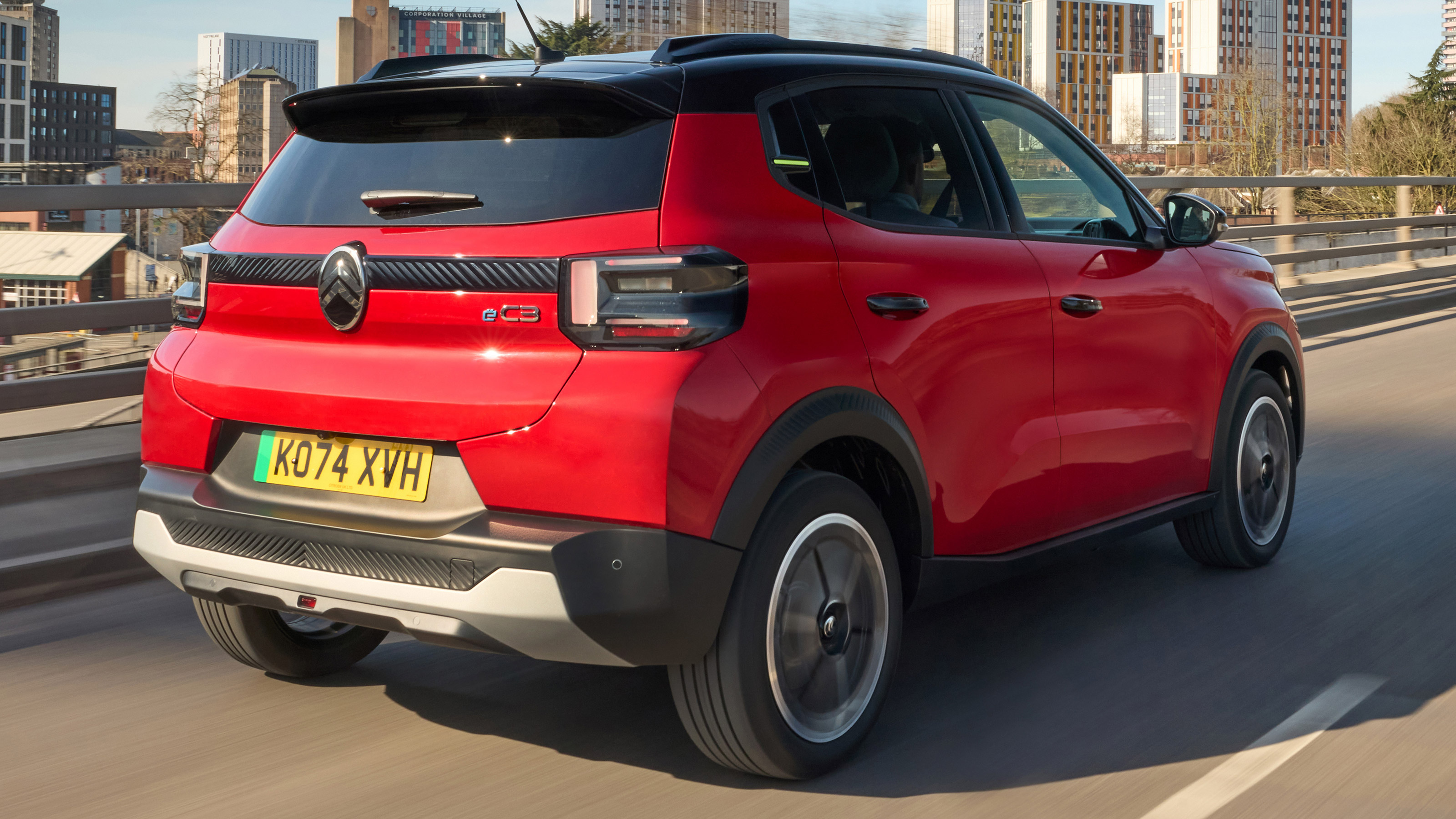 Citroen e-C3 - rear tracking