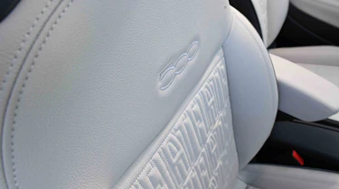 Fiat 500e - La Prima leather seats