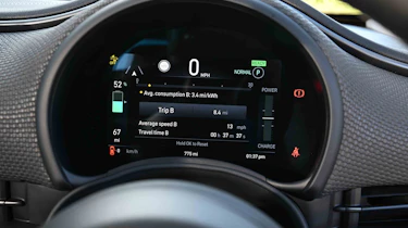 Fiat 500e - instrument cluster