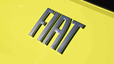 Fiat 500e - 'Fiat' badge detail