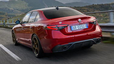 Giulia Intensa - rear 3/4