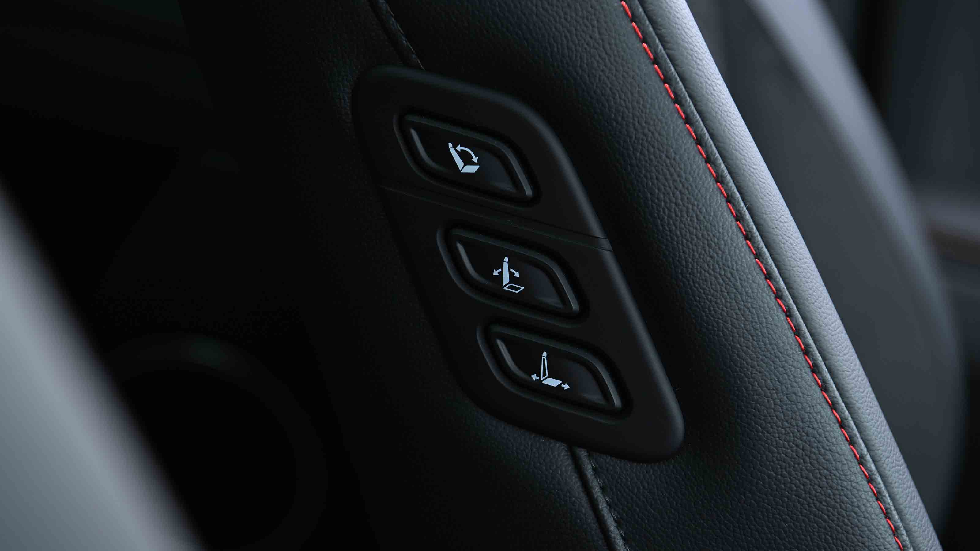Hyundai Ioniq 5 - satellite electric seat controls
