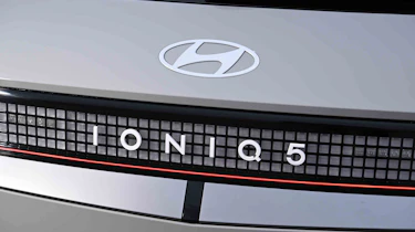 Hyundai Ioniq 5 - tailgate badge
