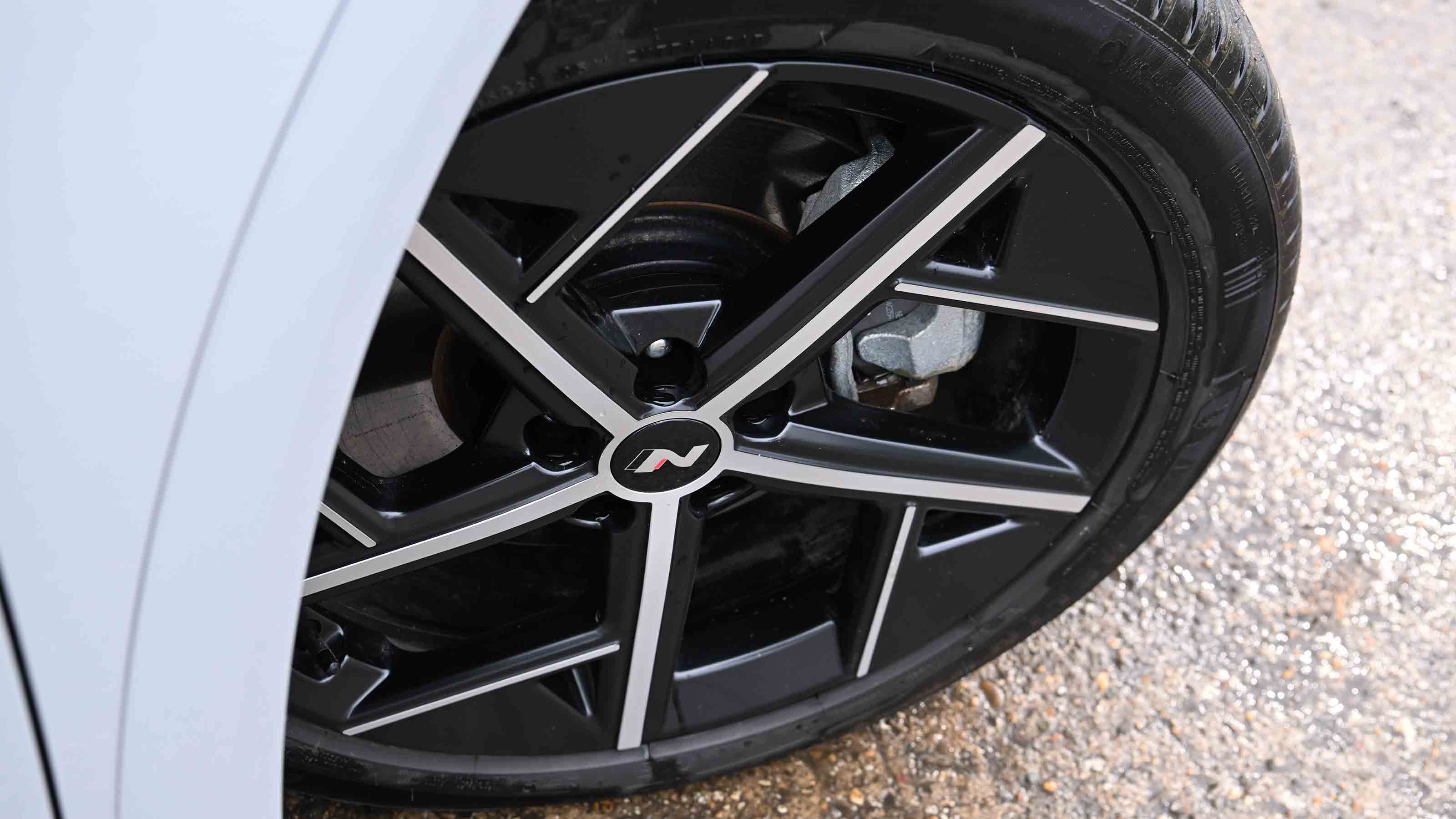 Hyundai Ioniq 5 - alloy wheel detail