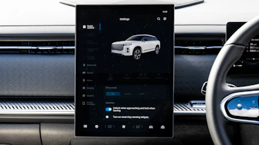 Jaecoo 7 and Skoda Kamiq - Jaecoo 7 infotainment screen