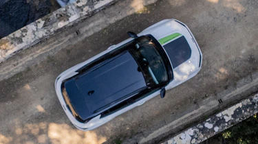 Jeep Avenger 4xe - overhead view