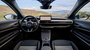 Jeep Avenger 4xe - dashboard