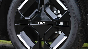 Kia EV3 - alloy wheel