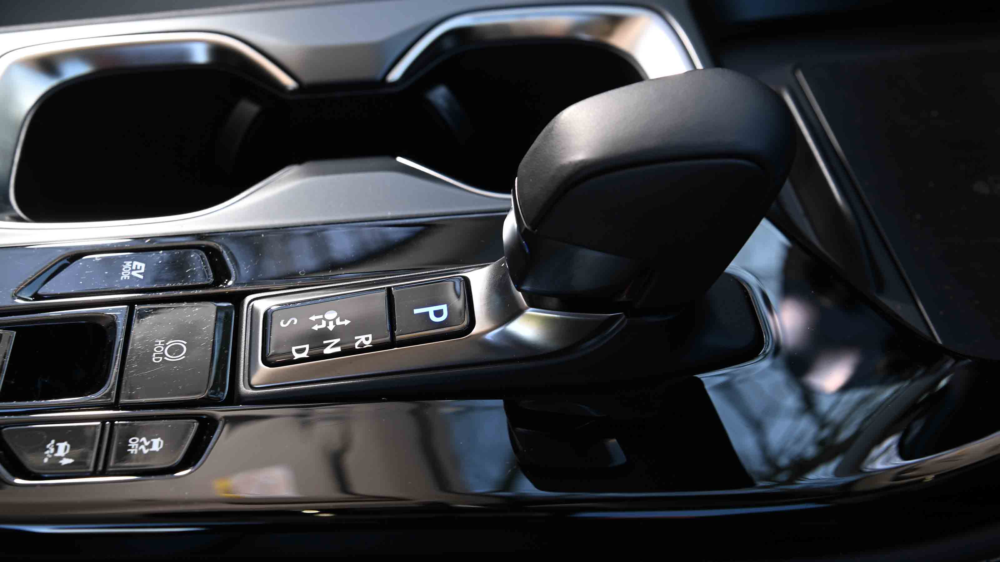 Lexus NX - gear selector